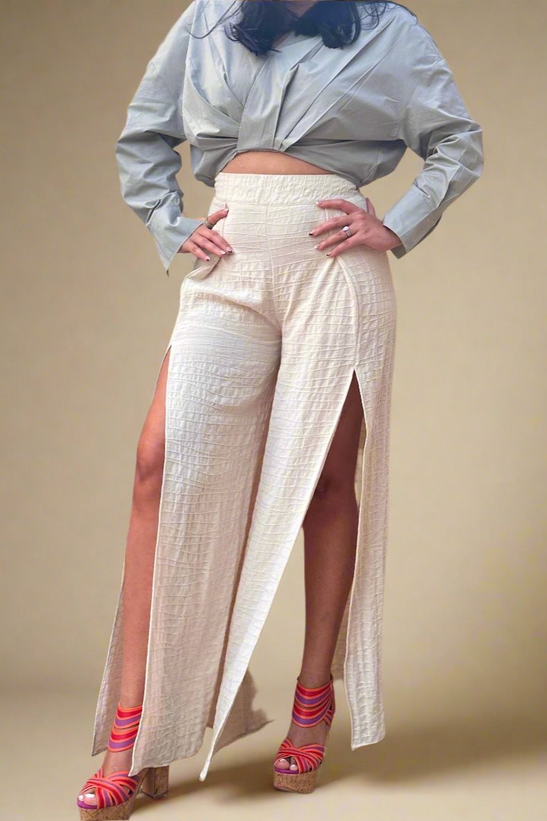 Textured linen/ Slited front pants